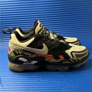 Size 11- Men’s Nike Air VaporMax EVO NRG Collectors Closet DD3054-001 Mash Up